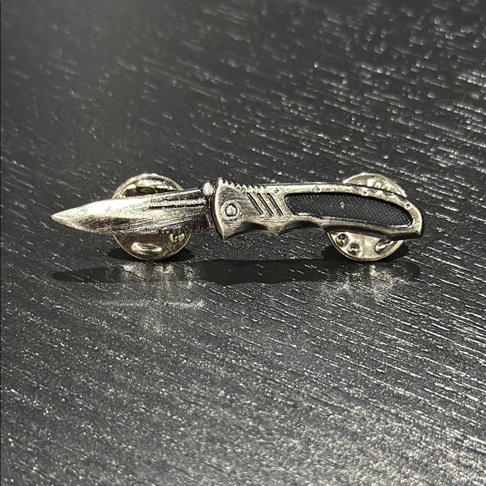 Harley-Davidson Vintage Collectable Silver and Black Knife Pin